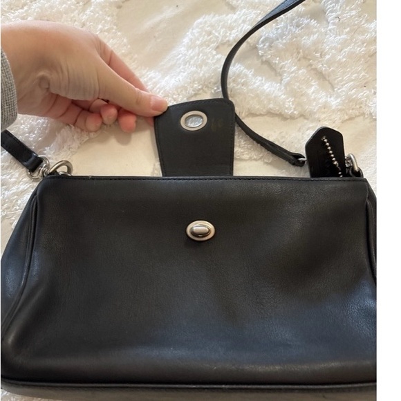 Vintage Coach Demi Legacy Bag - style 9154 - Picture 7 of 10